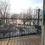 Homestay Duna Riverside