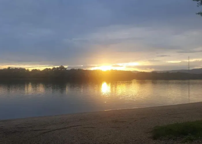 Kwatera prywatna Duna Riverside *